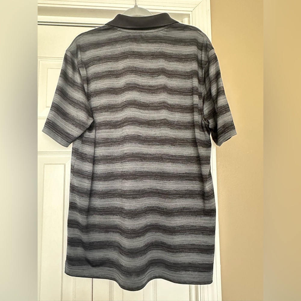 Greg Norman Men’s Play Dry Black Striped Polo Shirt, Size L. Excellent cond. - Picture 2 of 6